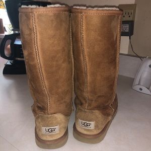 Woman’s/Kids UGG Boots